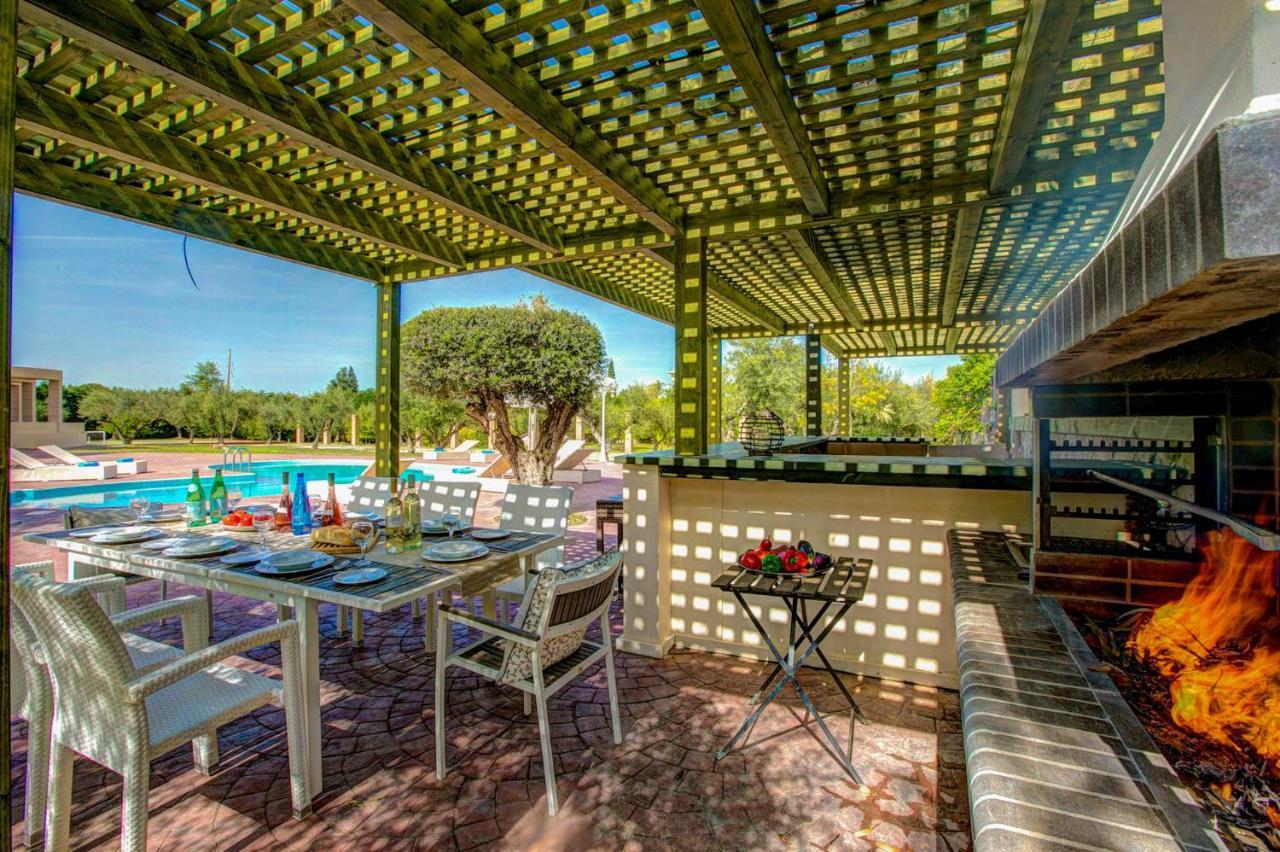 Astarte Villas - Istar Villa With Tennis Court Makhairádhon Eksteriør bilde
