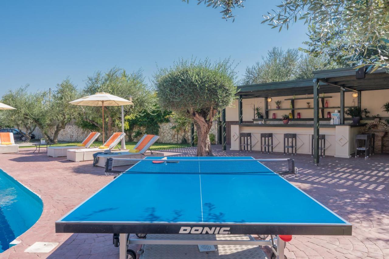 Astarte Villas - Istar Villa With Tennis Court Makhairádhon Eksteriør bilde