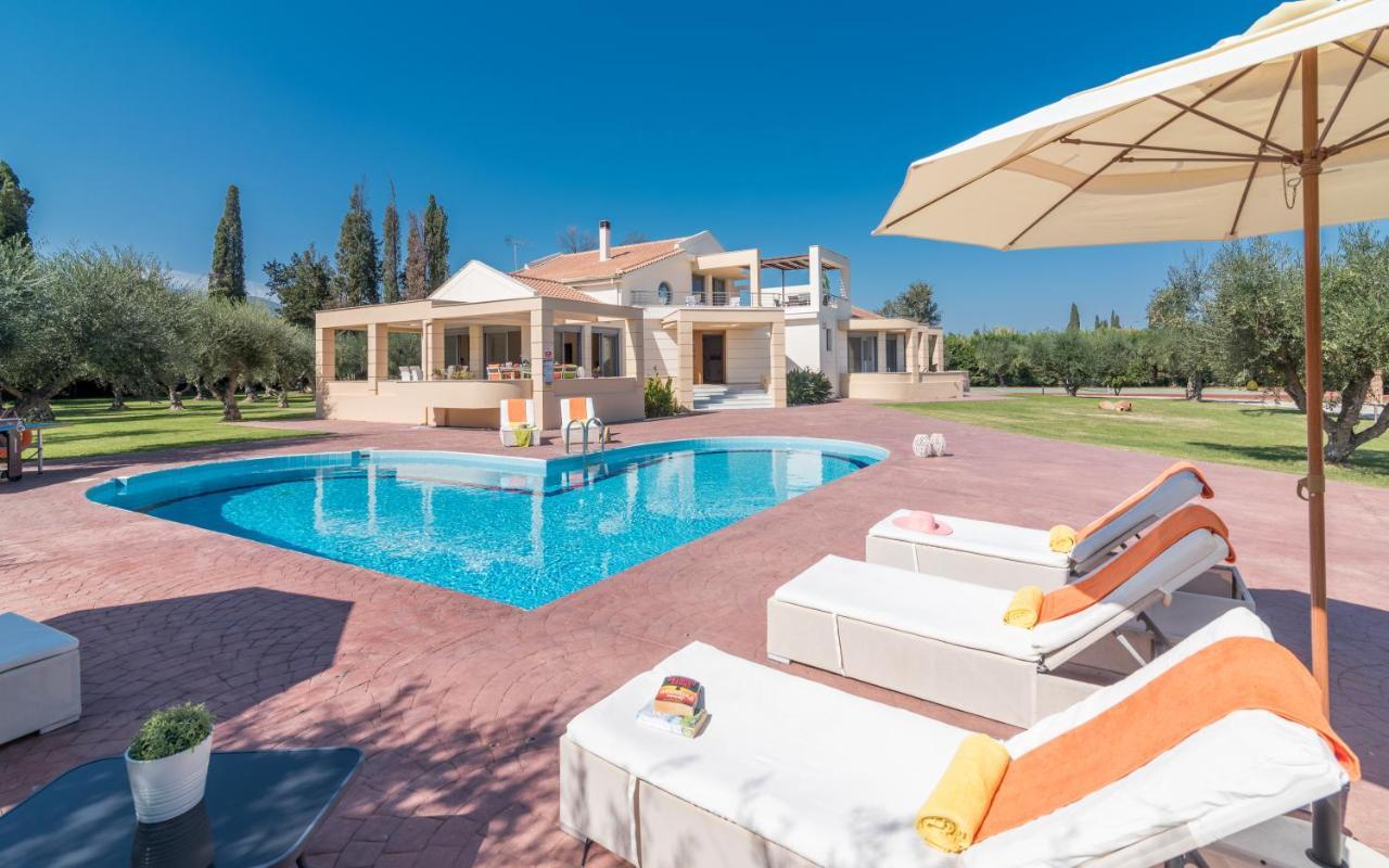 Astarte Villas - Istar Villa With Tennis Court Makhairádhon Eksteriør bilde